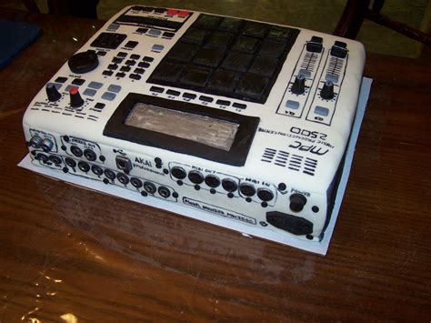 Record turntables, cd players, laptops, mobile devices like a smartphone or ipad, and more. Awesome DJ Mixing Board Cake #music #food | Dj mixing ...
