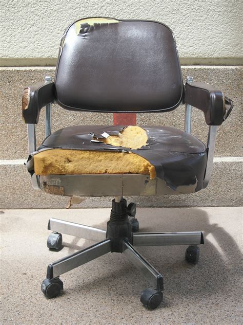 Check spelling or type a new query. DIY Office Chair Reupholstery - Foam Factory, Inc.