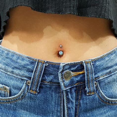 pin by d o l l f a c e👸🏼💕 on tattoos and piercings bellybutton piercings piercings cute