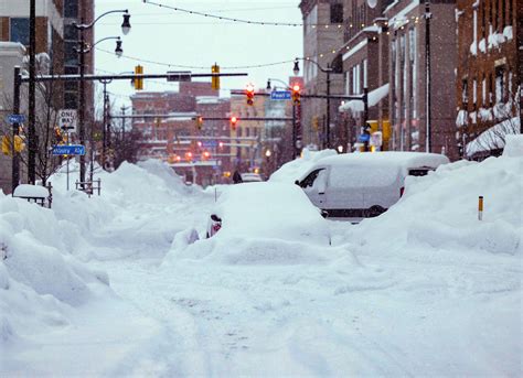 États Unis Le Blizzard Du Siècle Nest Pas Encore Terminé