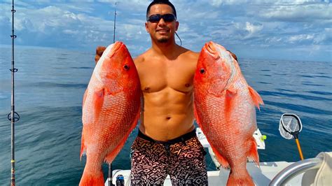 Catching Giant Red Snapper On Season Opening Day Pensacola Florida