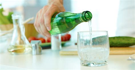 Mineralwasser Konsum W Chst Deutlich About Drinks Com