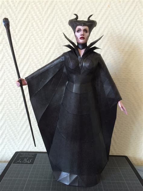 Maleficent Papercraft Download By Darcrash On Deviantart