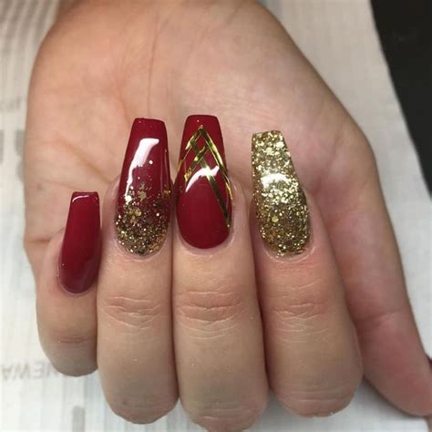 Awasome Red White And Gold Nail Designs References Fsabd42