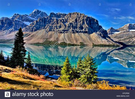 Bow Lake Crowfoot Mountain Banff National Park Alberta