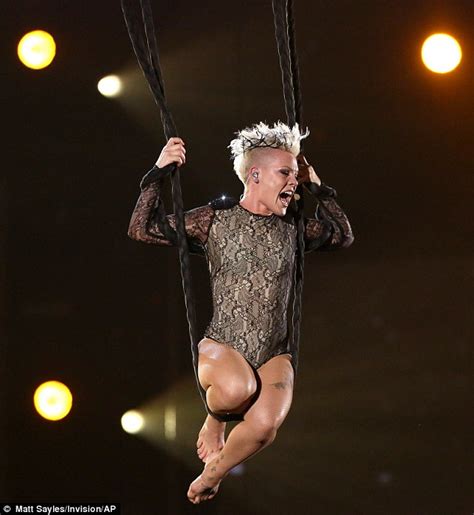 Pink Swings Upside Down In Daring Acrobatic Grammys Performance Daily Mail Online
