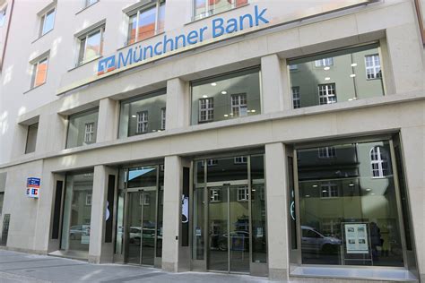 Geldautomat deutsche bank ag, zentralgebäude. Münchner Bank eG, Frauenplatz, Altstadt, München ...