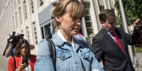 ‘smallville Actress Allison Mack Pleads Guilty In Sex Cult Case Faces 40 Years Complex