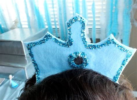 Disney Frozen Elsa Crowns Two Sisters