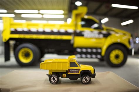Ford Tonka Dump Truck A Huge ‘toy