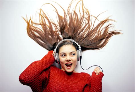 Science Shows That Listening To Music Actually Makes You High Telekom