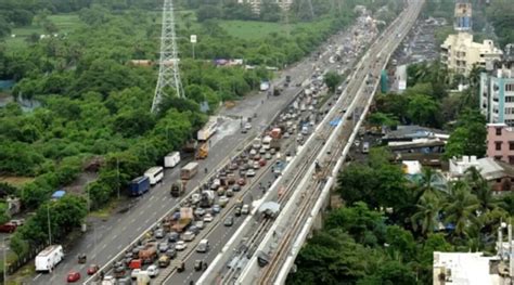Mumbai Heavy Traffic Congestion On Western Express Highways