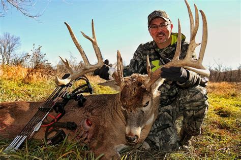 See 10 Of Some Of The Biggest Deer Shot In 2015