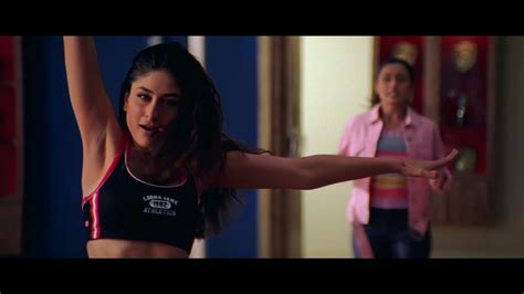 Sexy Siren Kareena Kapoor Hottest Dance Performance Mujhse Dosti Karoge Hd Video