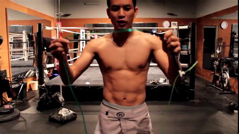 The first and most important thing to know about jumping rope is that its all about timing. Boxing Jump Rope Review - YouTube