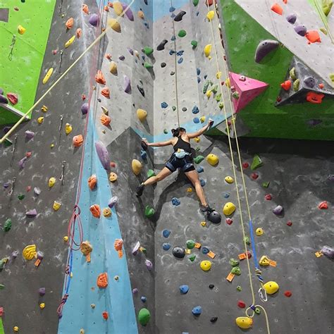 6 Rock Climbing And Bouldering Bkk Gyms For Everyone To Monkey Around