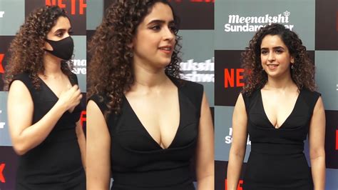 Stunning Sanya Malhotra Flaunt Her Huge Cleavage In Black Dress