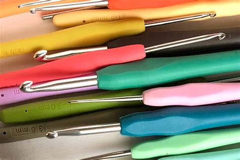 guide to crochet hook sizes gathered