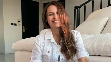 Así Lucía Pampita A Los 16 Años Cuando Fue Elegida Reina Nacional De