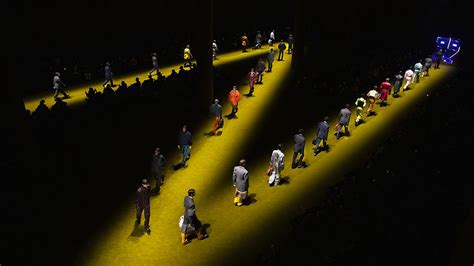 Prada Showcase A Hollywood Line Up In 2022 Menswear Show