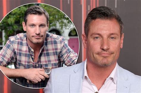 dean gaffney in talks to join celebs go dating after dating apps and sexting fail mirror online
