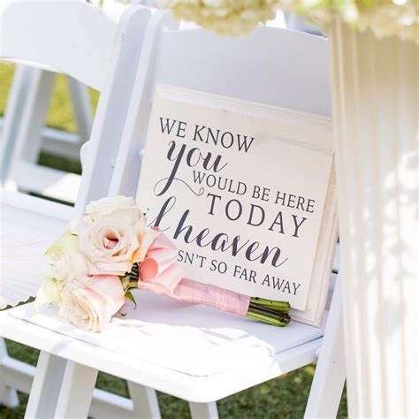 10 Ways To Honor A Lost Loved One At Your Wedding Wedding Memorial