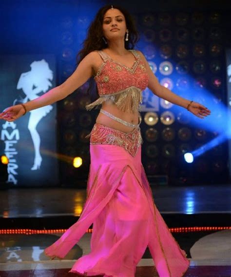 Sneha Ullal Hot Item Song Photos New 2013 Hot Dance Shooting Spot Actor Actress Photo Stills