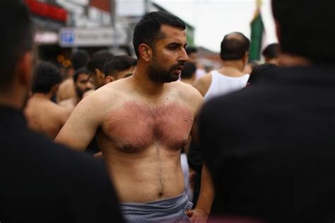 Shi Ite Muslims Bare Chests In Annual Self Flagellation Procession Along Manchester S Curry Mile