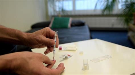 Aids Diagnose Der HIV Test für zu Hause soll Patienten und Ärzten