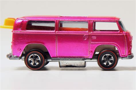 Hot Wheels Pink Volkswagen Beach Bomb