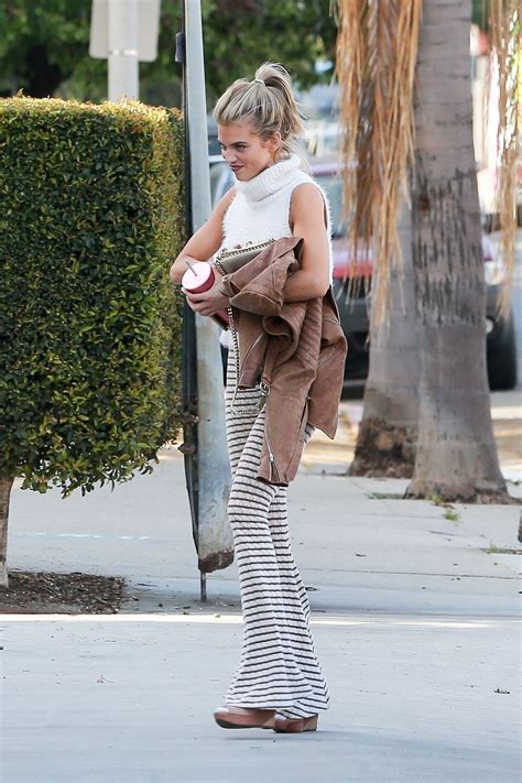 Annalynne Mccord Style Clothes Outfits And Fashion Celebmafia