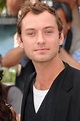 Jude Law's Hairstyles Over the Years | Dontly.ME