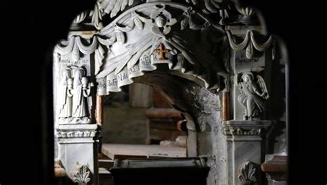 Sorprendente hallazgo en la tumba de Cristo tras 500 años cerrada Ideal