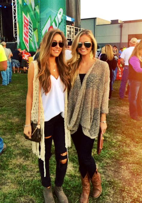 10 Premium Outfits For Country Concerts Youll Love This Season Baby