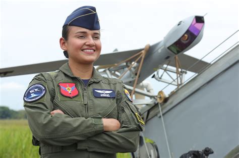 Victoria Mujer Militar Determinante En La Consecuci N De Objetivos