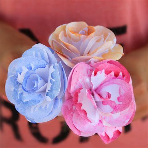 Give A Pop Of Color To Your Paper Flowers With Watercolor Paper