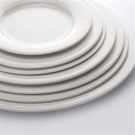 Wholesale Scratch Proof Set Of Ceramic Plates Plain Ceramic Party