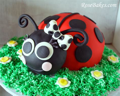 Ladybug Party: Cake, Cookies, Cake Pops & Smash Cake | Ladybug cake, Ladybug cakes, Ladybug party