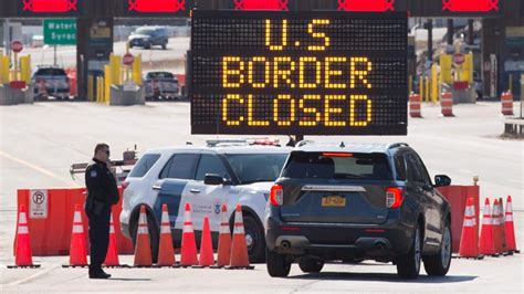 Canada Us Extend Border Closure To Non Essential Travel World News
