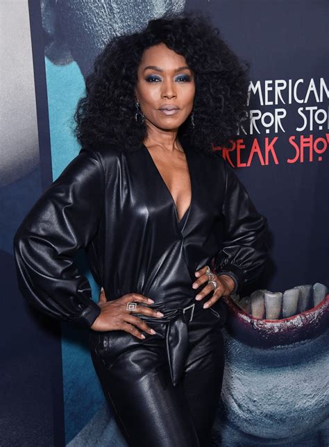Angela Bassett Photos See Pictures Of The Actress Hollywood Life