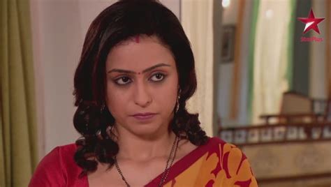 Suhani Si Ek Ladki S06e13 Soumya Is Welcomed To The Birla House Full Episode Jiocinema Usa