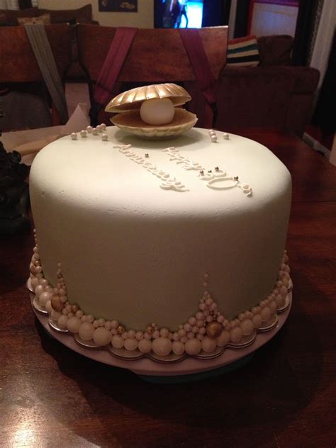 Pin By Courtney Johnson On Cake Cake Pearl Cake Fine Food