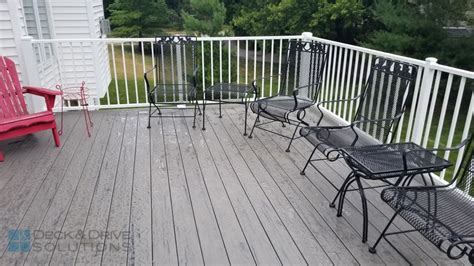 Our easyclean terrain+ silver maple composite decking is a strikingly modern option that's perfect for modern gardens. New Gray Timbertech Composite Deck with White Rail - Deck ...