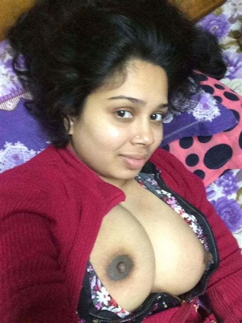 Pooja Indian Desi Hairy Wife Nude Selfie
