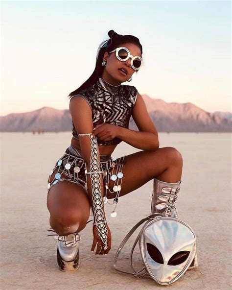 Best Outfits Of Burning Man Fashion Inspiration And Discovery