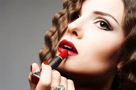 10 Things You May Not Know About Lipstick Unorthoboxed