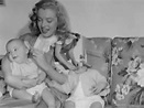 Marilyn Monroe - Photos (N.Jean With Kids) - YouTube