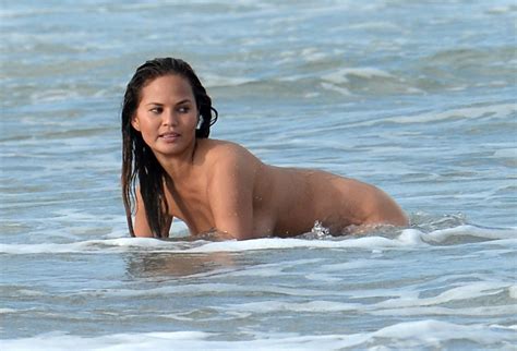 Chrissy Teigen Nude Pics Collection 27 New Pics