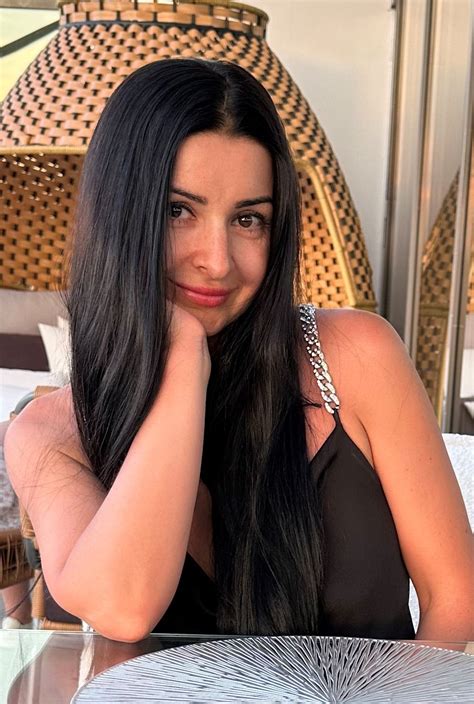 39 Yo Olga From Chernivtsi Ukraine Brown Eyes Black Hair Id