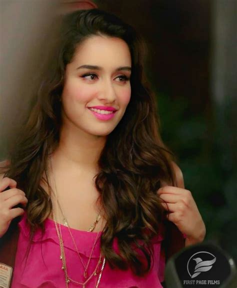 Pin By ♡madiha♡ On Actresses Shraddha Kapoor Cute Bollywood Girls